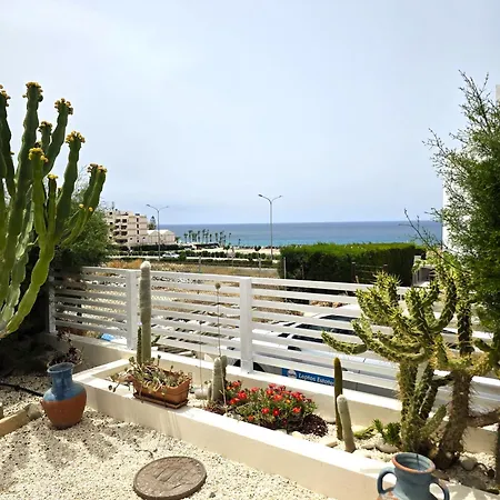 H&o Solmare By The Sea Apartment Paphos