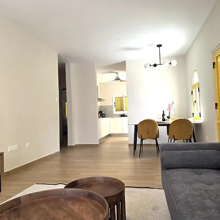 Apartment H&o Solmare By The Sea Paphos