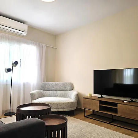 H&o Solmare By The Sea Apartment Paphos