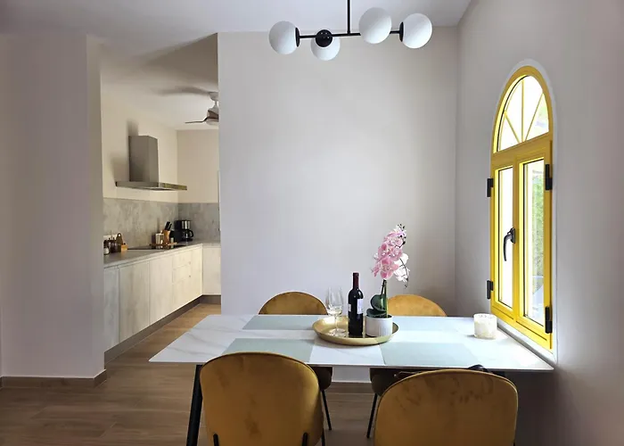 H&o Solmare By The Sea * 파포스