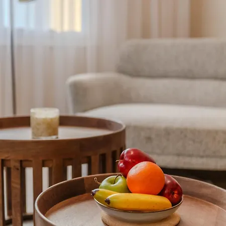 H&o Solmare By The Sea