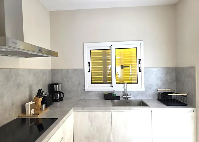 H&o Solmare By The Sea Daire Pafos